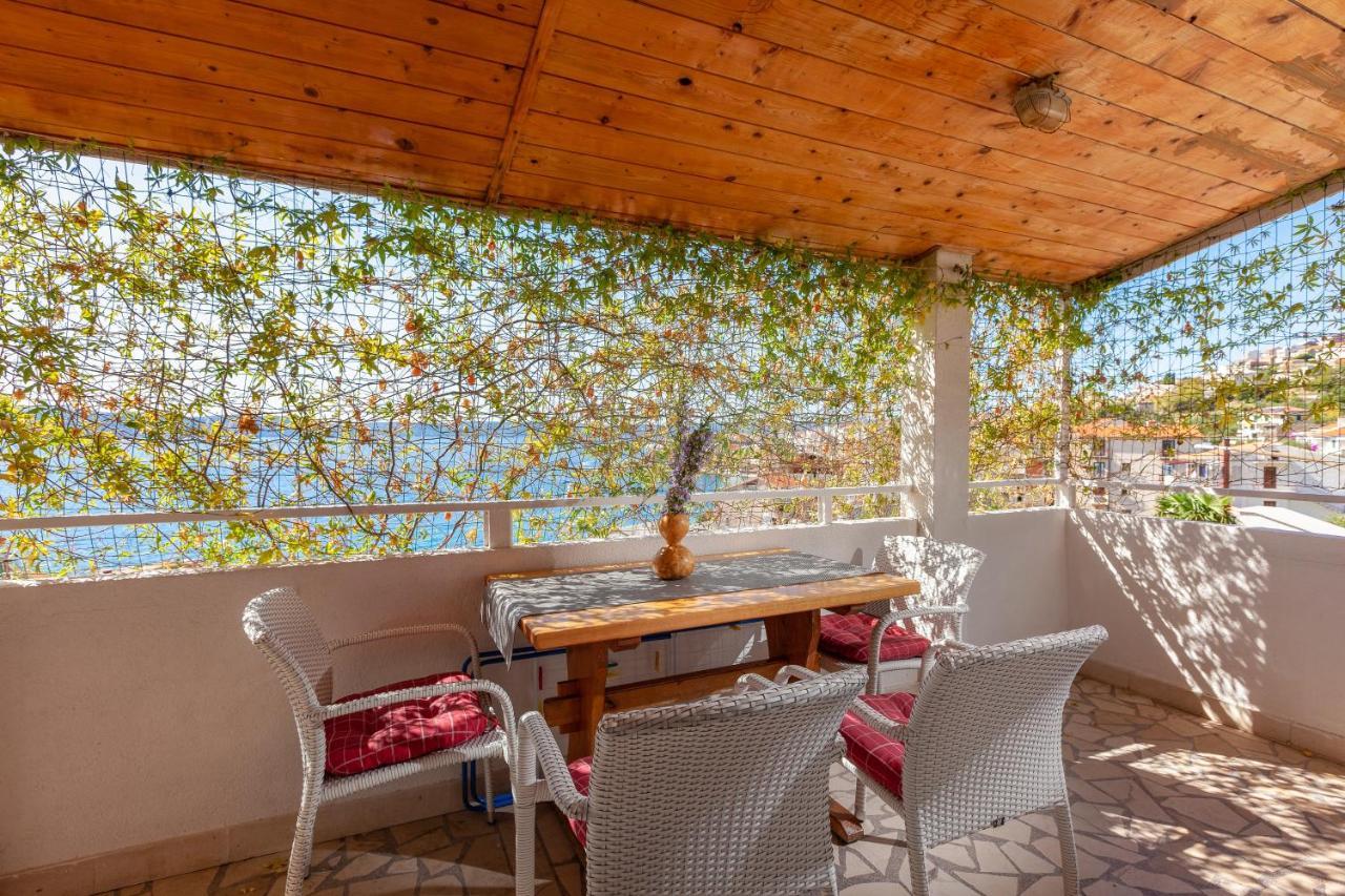Apartments By The Sea Igrane, Makarska - 310 Kültér fotó