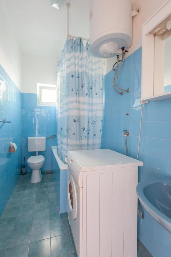 Apartments By The Sea Igrane, Makarska - 310 Kültér fotó
