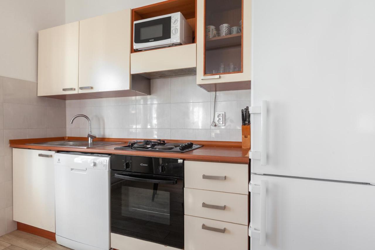 Apartments By The Sea Igrane, Makarska - 310 Kültér fotó